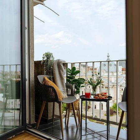 Sunny 2Br Flat - Top Location - Amazing Balcony Bucarest Esterno foto