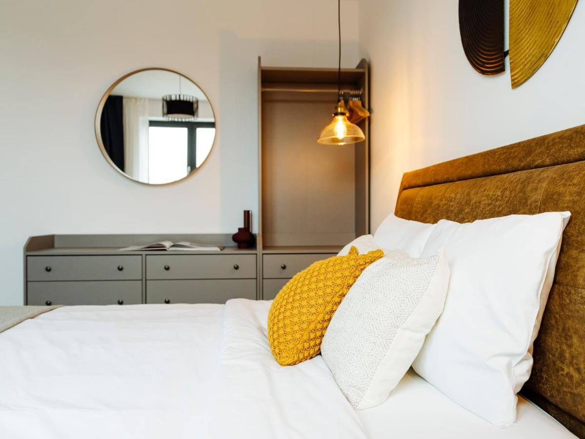 Sunny 2Br Flat - Top Location - Amazing Balcony Bucarest Esterno foto