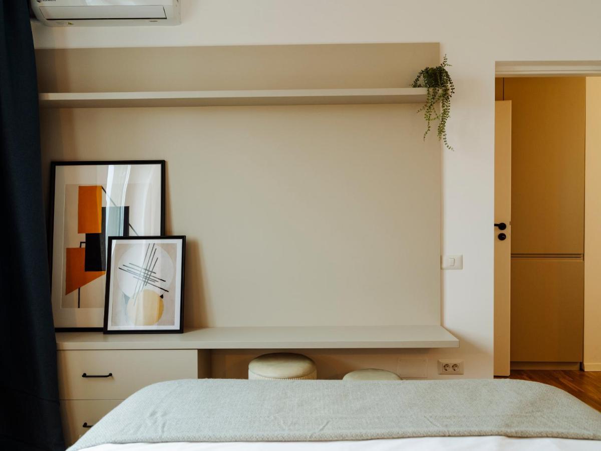 Sunny 2Br Flat - Top Location - Amazing Balcony Bucarest Esterno foto