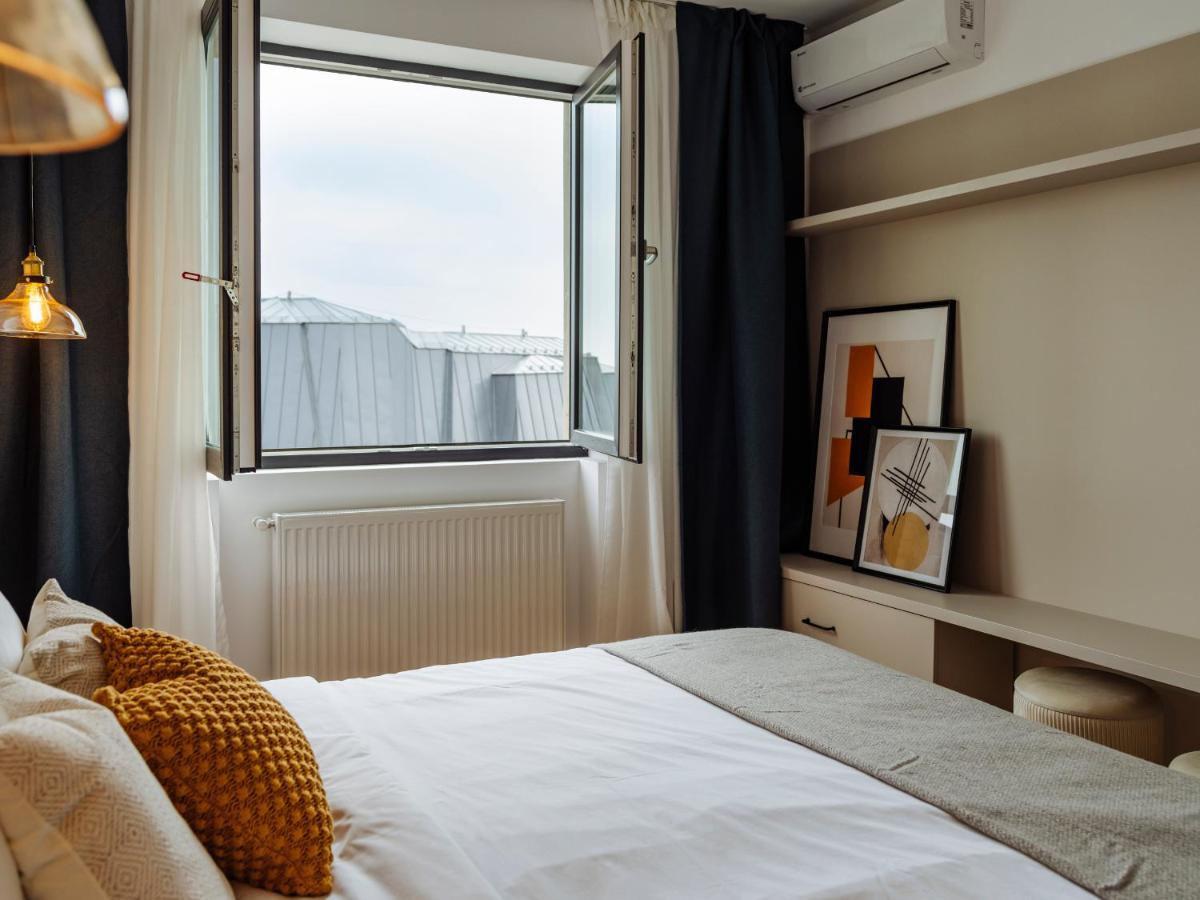 Sunny 2Br Flat - Top Location - Amazing Balcony Bucarest Esterno foto