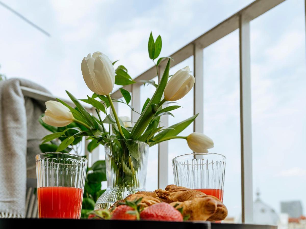 Sunny 2Br Flat - Top Location - Amazing Balcony Bucarest Esterno foto