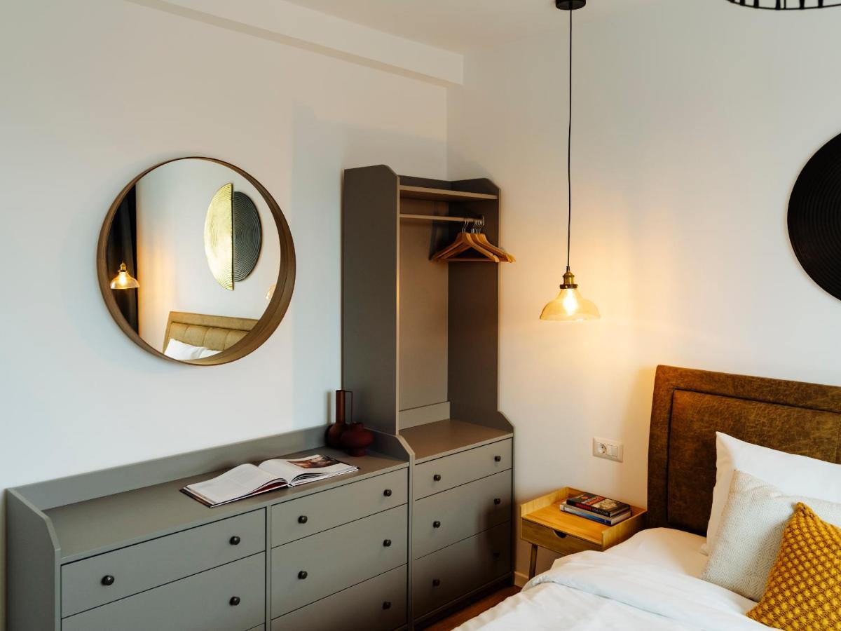 Sunny 2Br Flat - Top Location - Amazing Balcony Bucarest Esterno foto